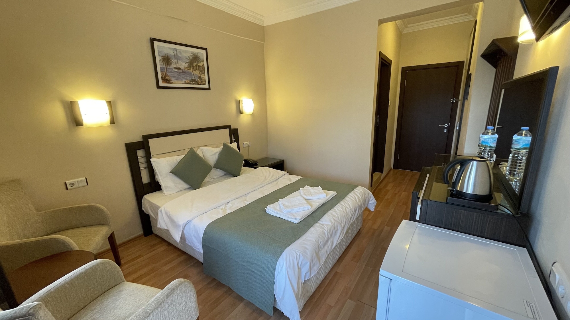 ROOM, SINGLE, DOUBLE BED