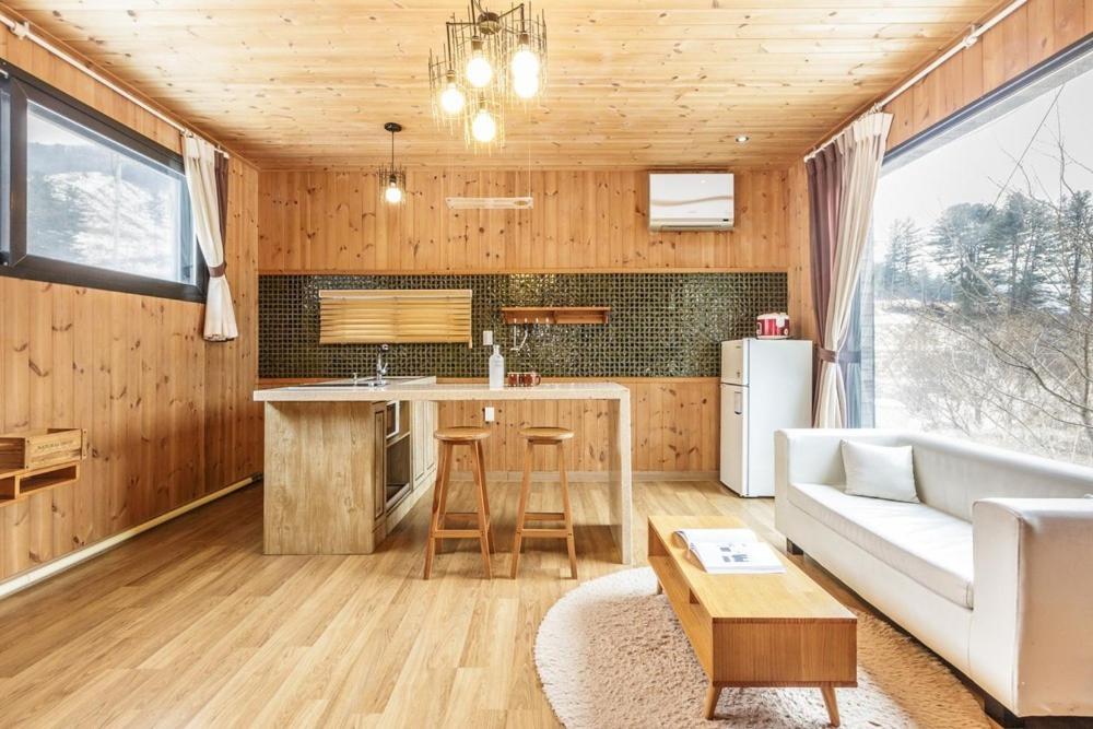 Gapyeong Garden Of Narsha Pension 20/33