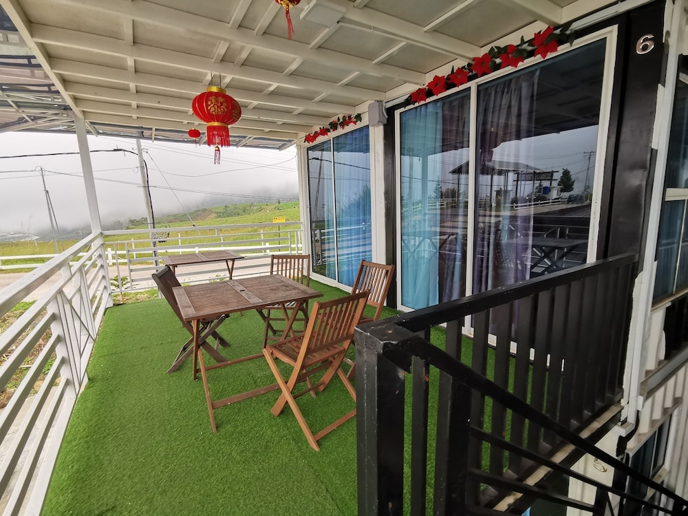 Hotel O Mount Hill Villa Kundasang 21/22
