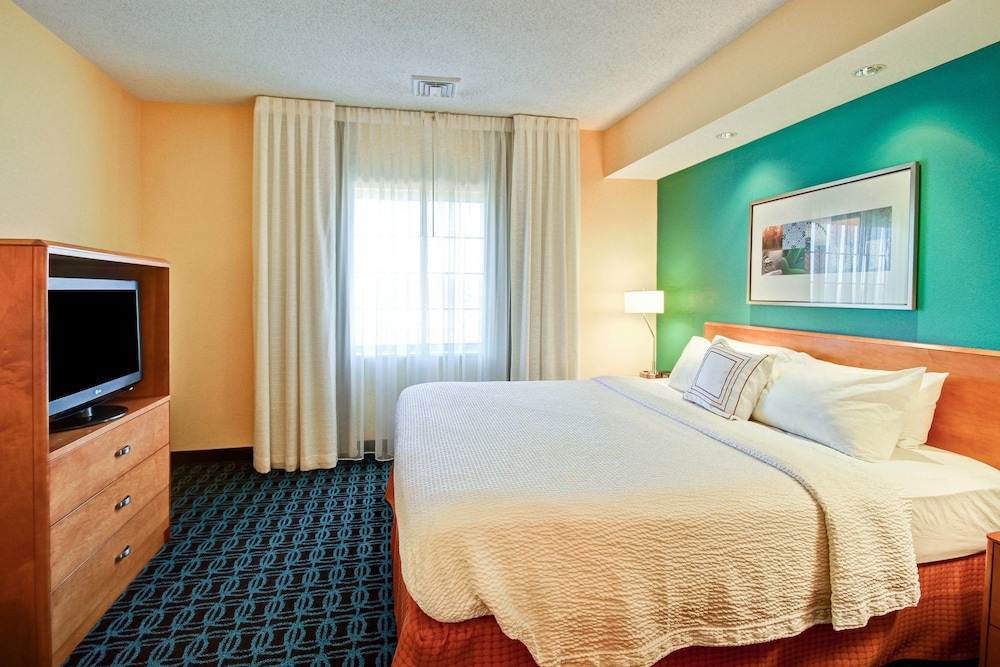 Fairfield Inn Suites Saratoga Malta 8/19