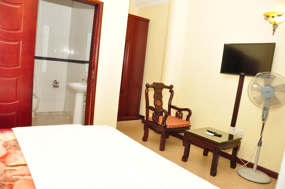 Biraj International Hotel 15/50