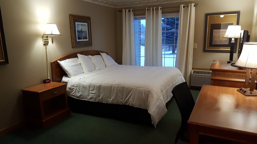 Amerivu Inn And Suites New Richmond 20/60