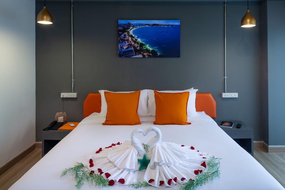 7 Stays Premium Hotels Pattaya 11/61
