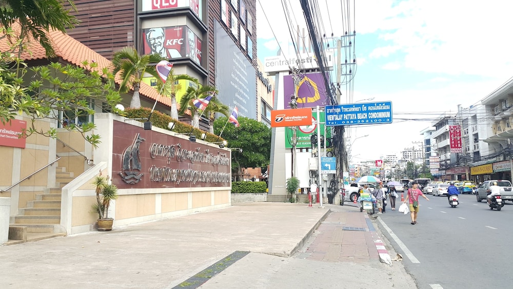 Vtsix Condo Rentals at View Talay 6 Pattaya 62/71