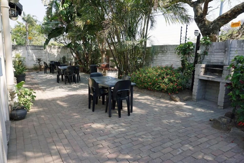 Sheba Rock Guesthouse 25/30