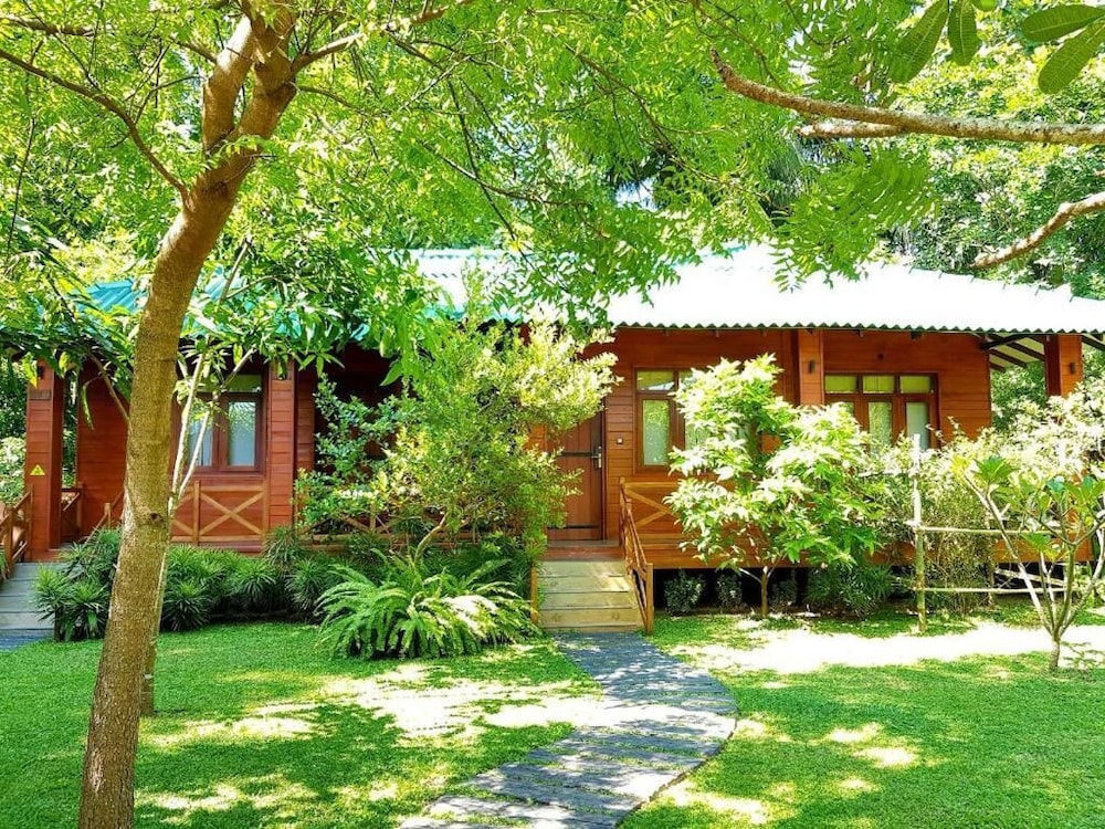 Karunakarala Ayurveda Spa & Resort 42/50