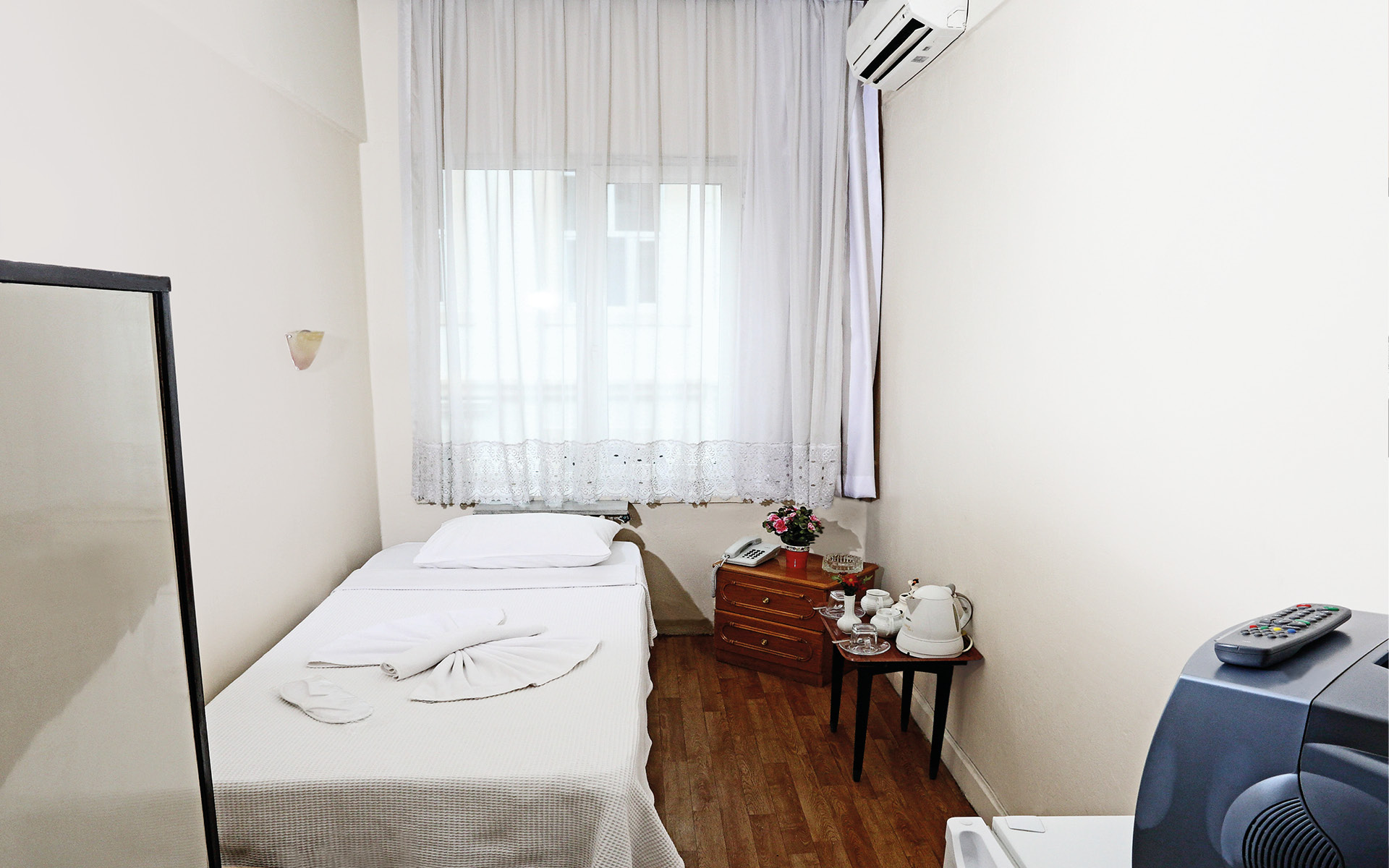 SIPAHI HOTEL 22/50