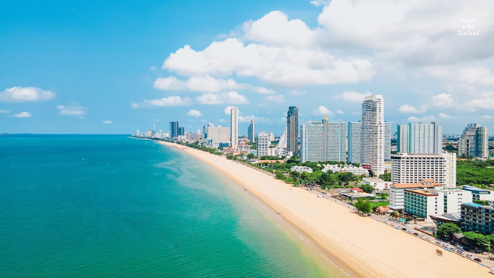 Zand Morada Pattaya 66/70