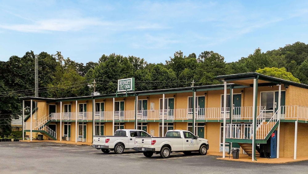 BUDGET INN ELLIJAY 33/37