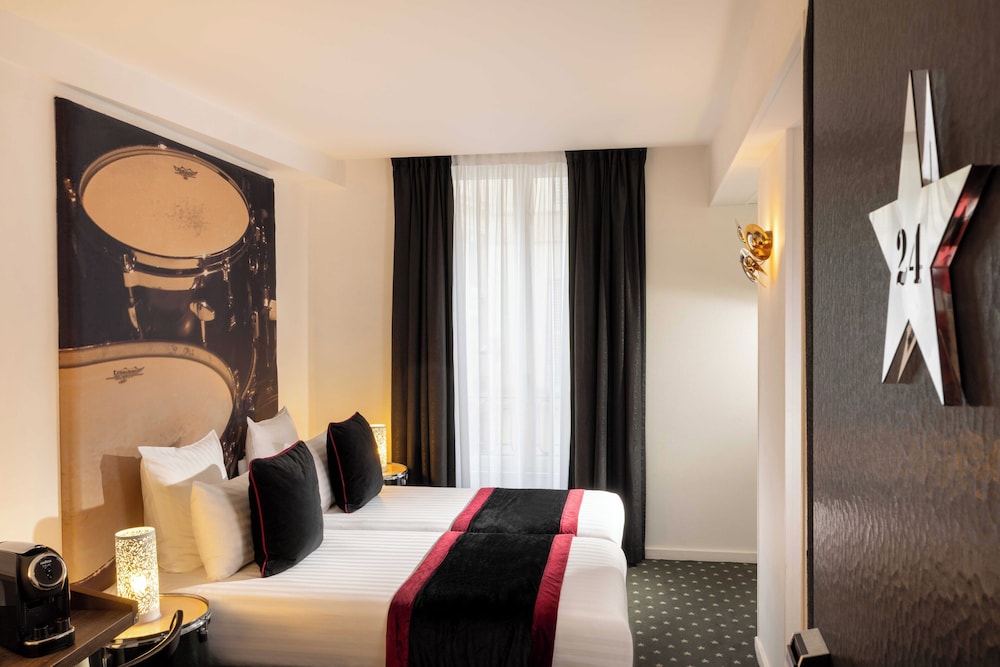 CONNECTING, 2 ROOMS, FAMILY, QUADRUPLE, DOUBLE BED