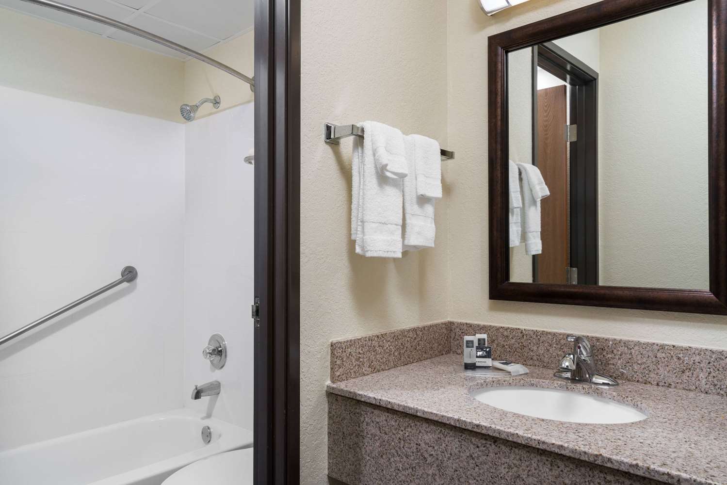 Americinn By Wyndham Lake City 17/17