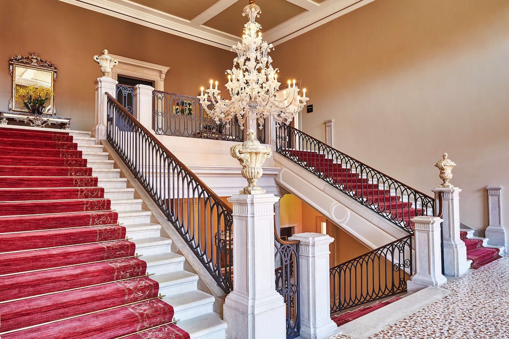 San Clemente Palace 73/87