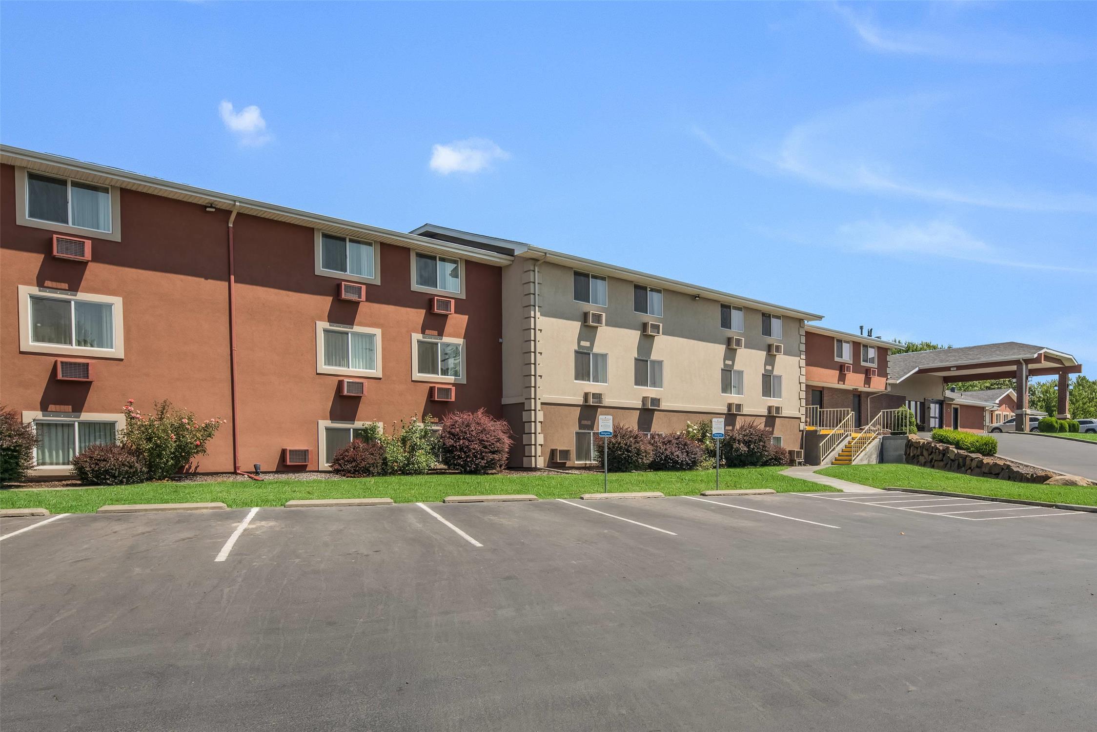 Quality Inn and Suites Downtown Walla Walla, WA 43/49