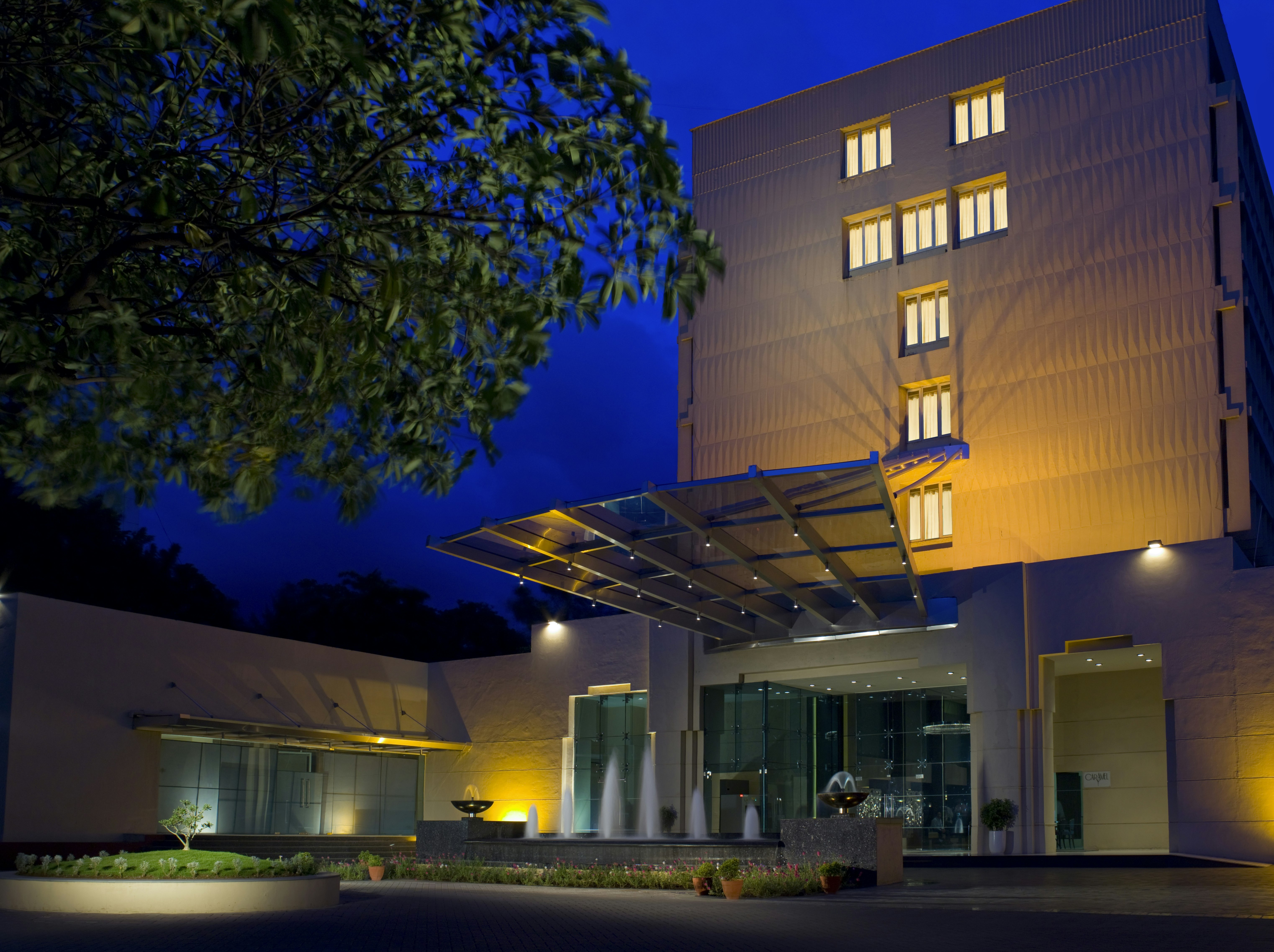 Blue Diamond, Pune - IHCL SeleQtions 5/35