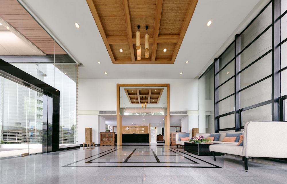 Riverine Place Hotel & Residence 33/72