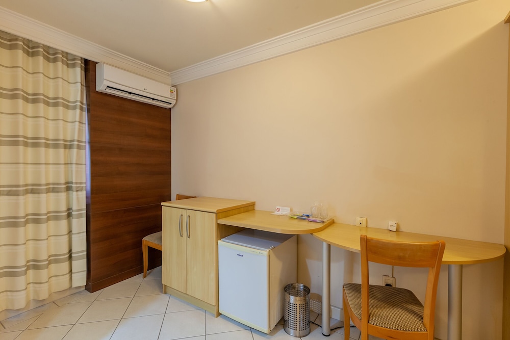 Tri Hotel Executive Criciuma 50/50