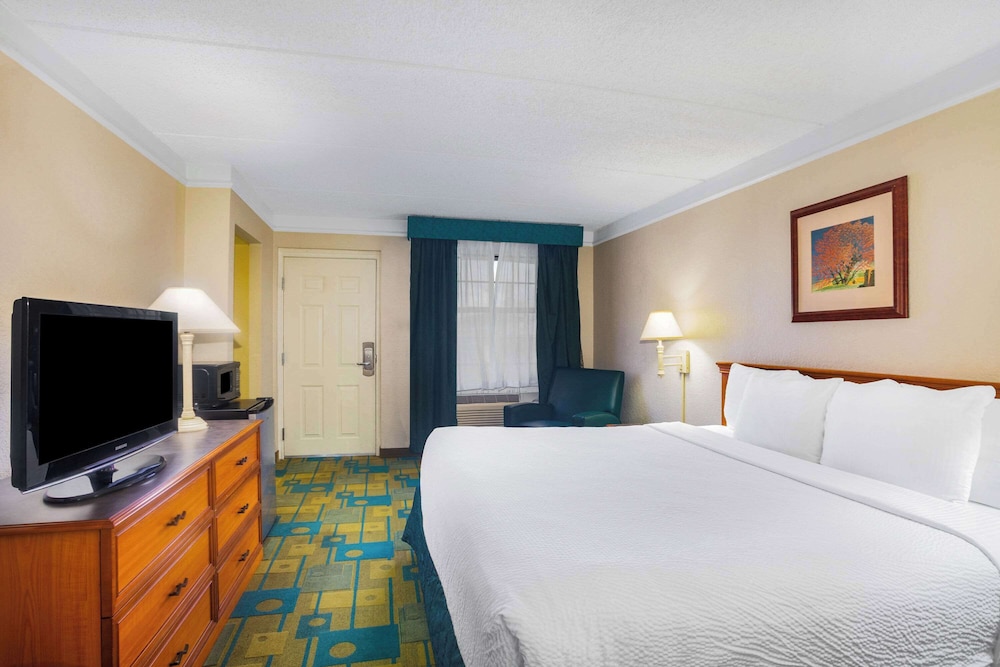 Room, King Bed, Accessible