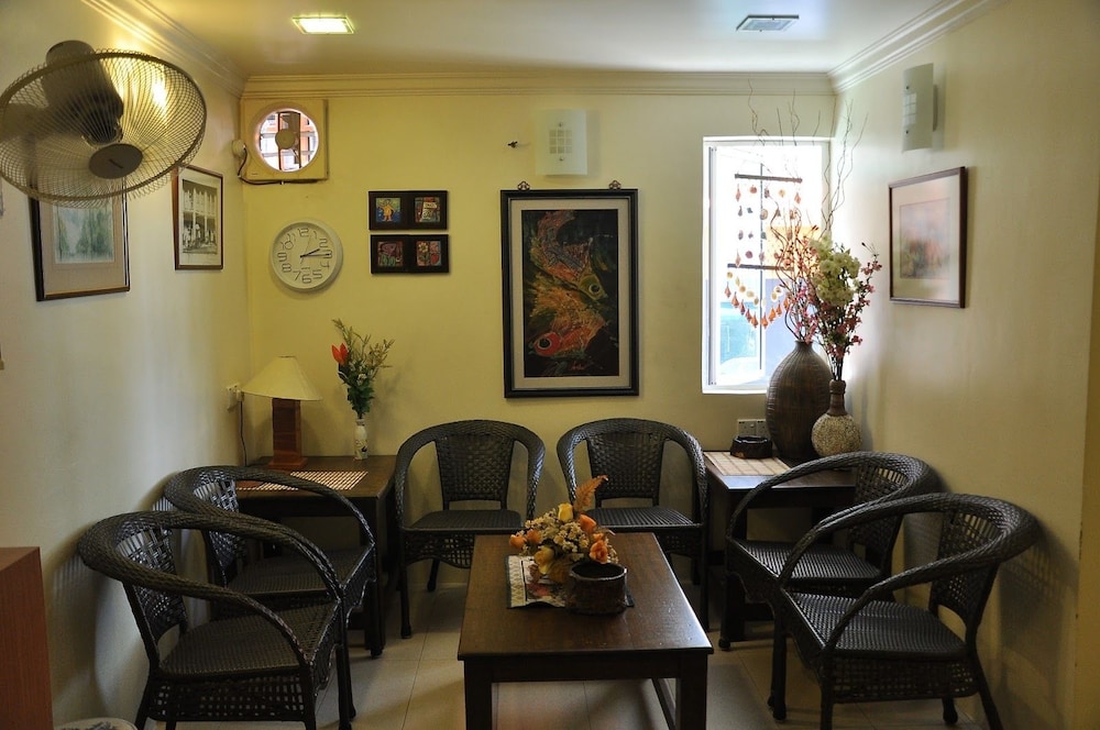 Johan Travellers Lodge 26/42