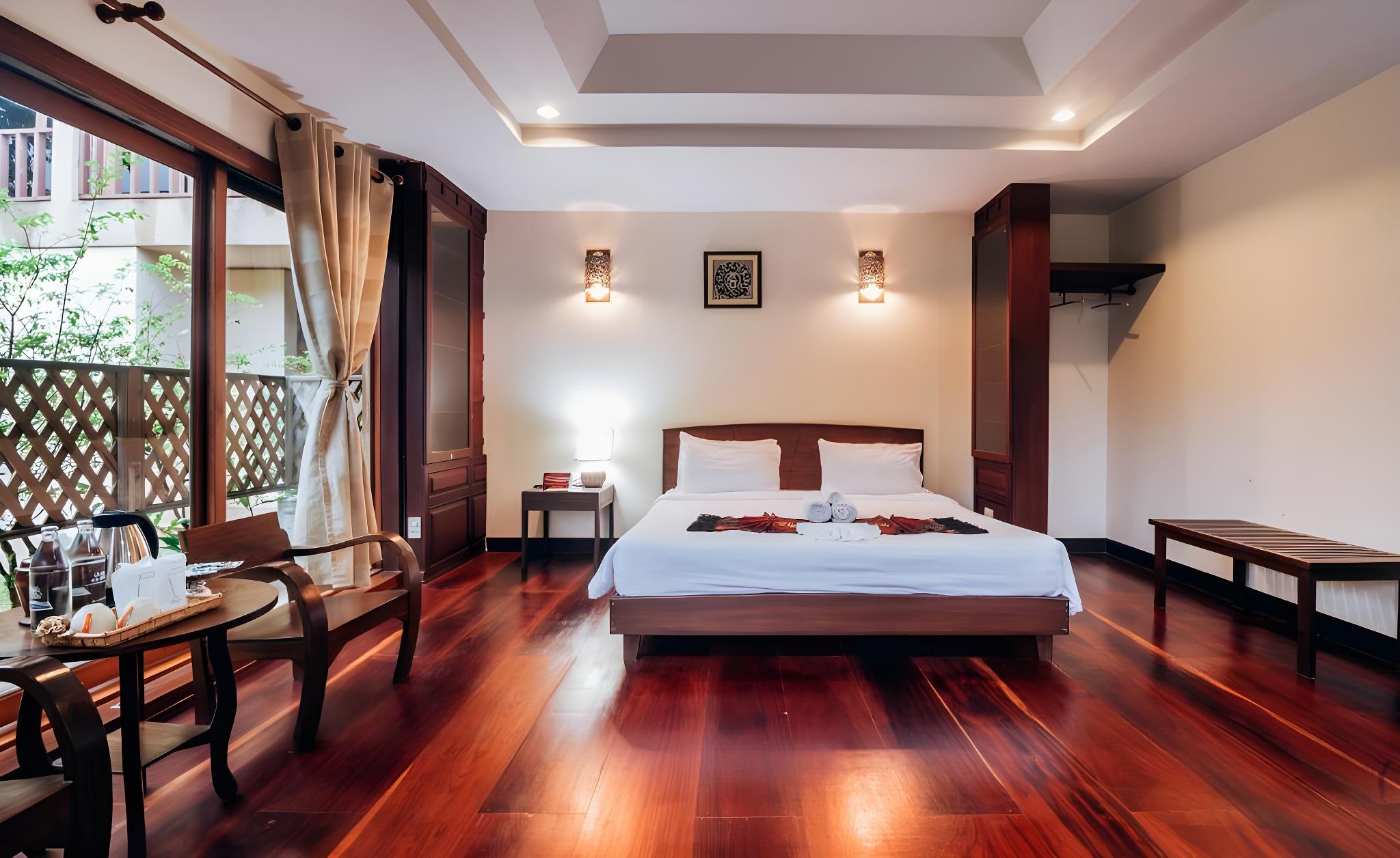 Dara, Superior, Twin Beds