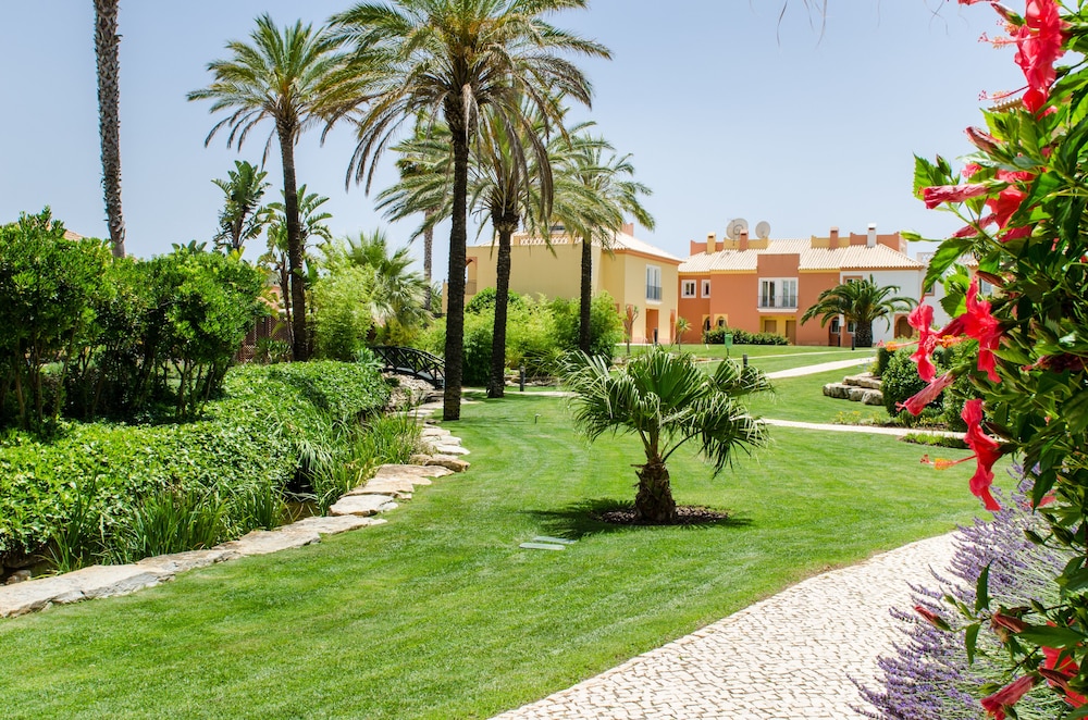 Jardim Da Meia Praia 58/72