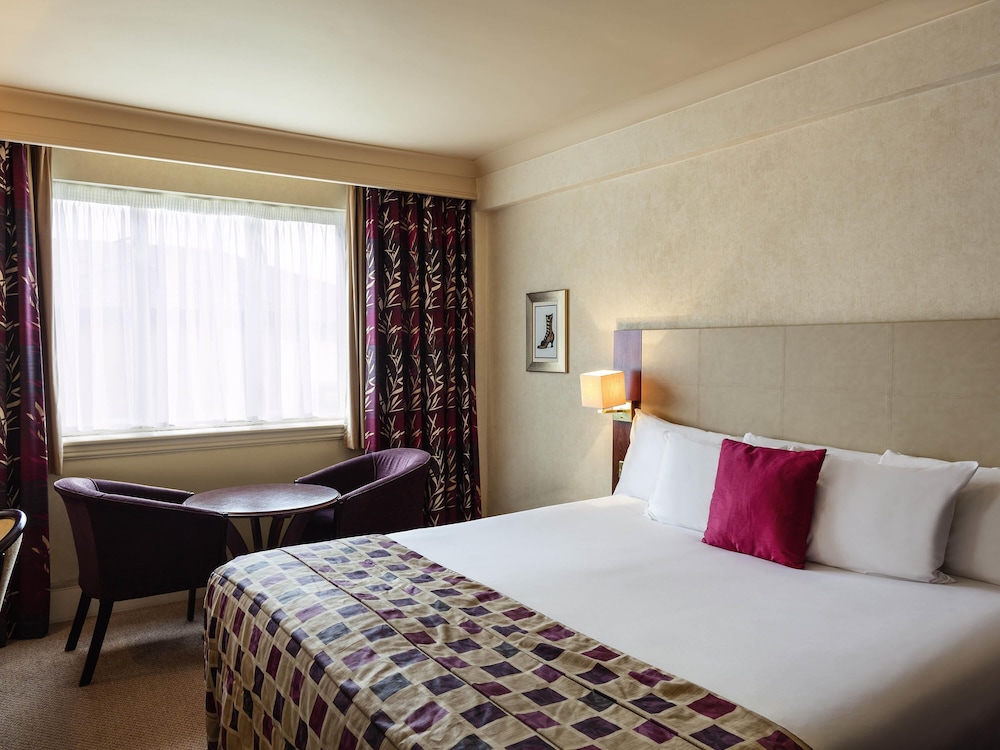Mercure Daventry Court Hotel 15/79