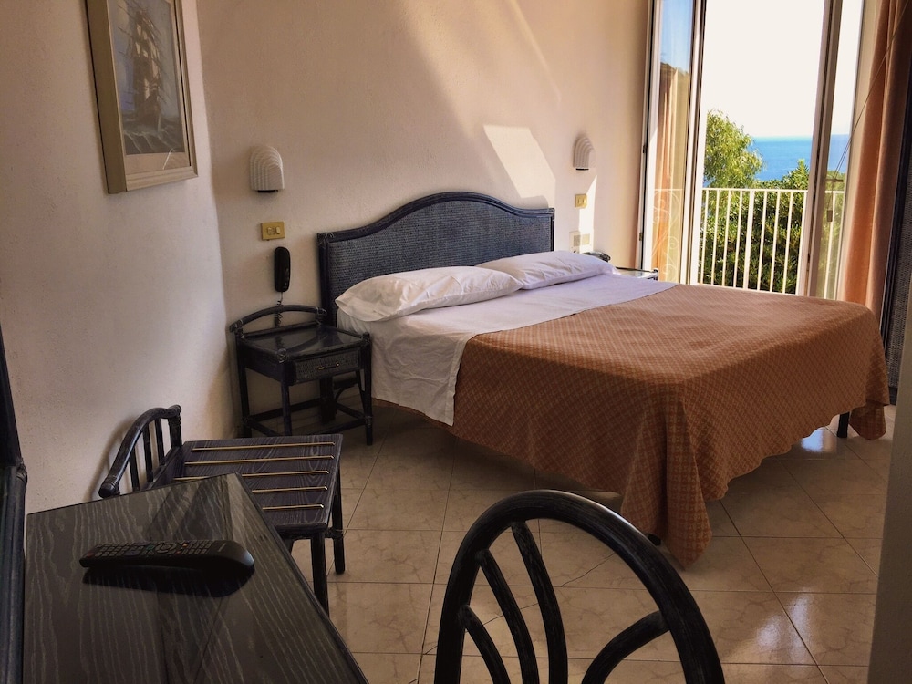Hotel Don Felipe 31/71
