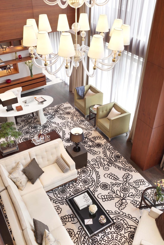 The Langham Shanghai Xintiandi 63/83