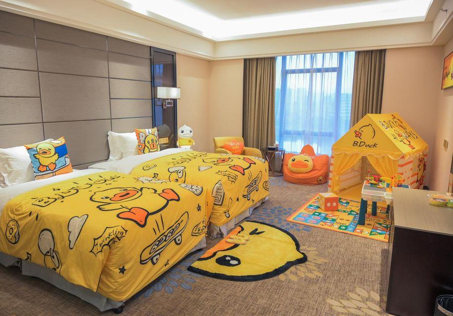 Theme, Family, 1 Double and 1 Single Bed