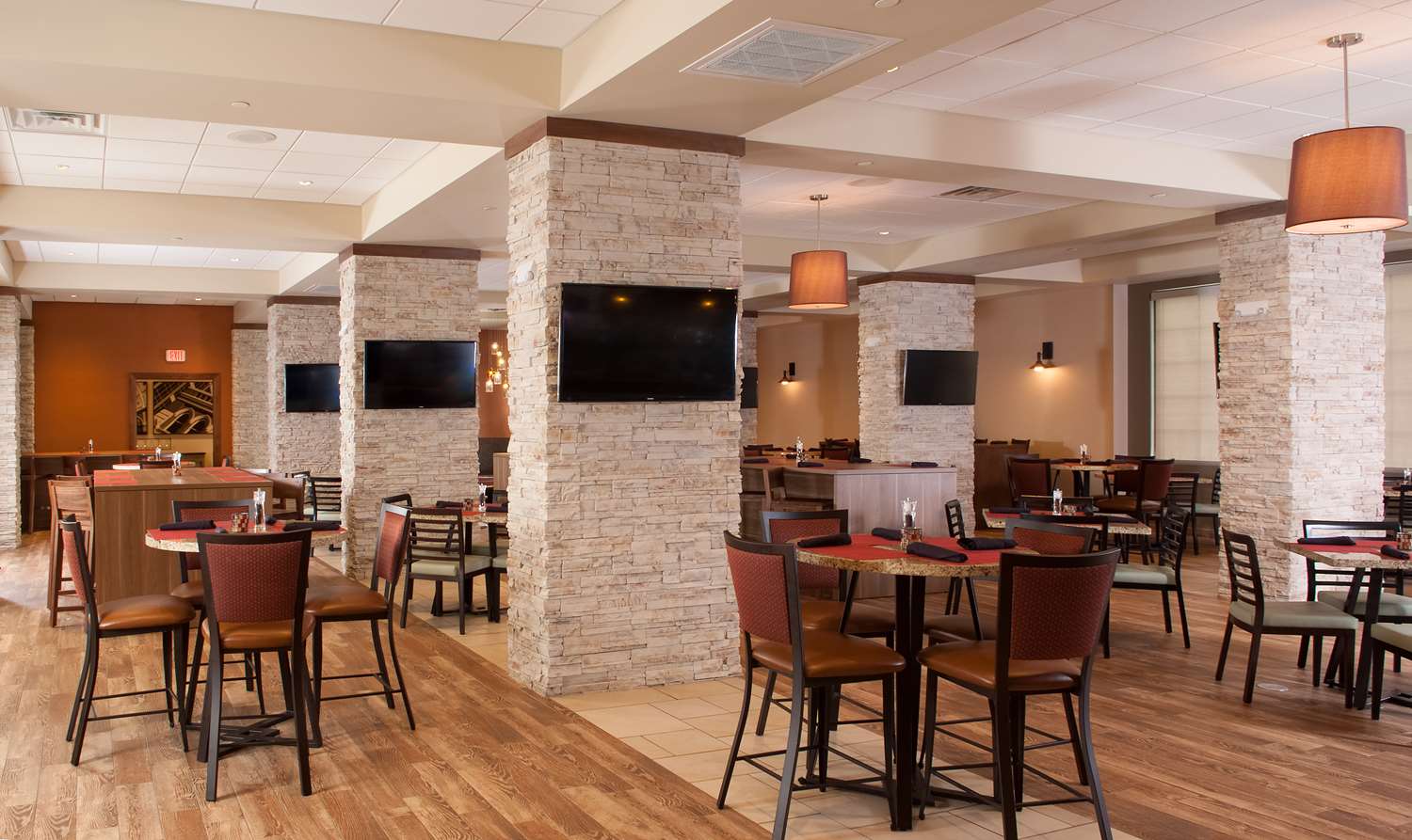 restaurant cafeteria