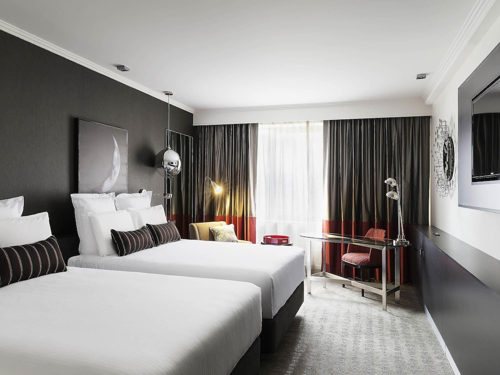 CLASSIC, 2 QUEEN BEDS