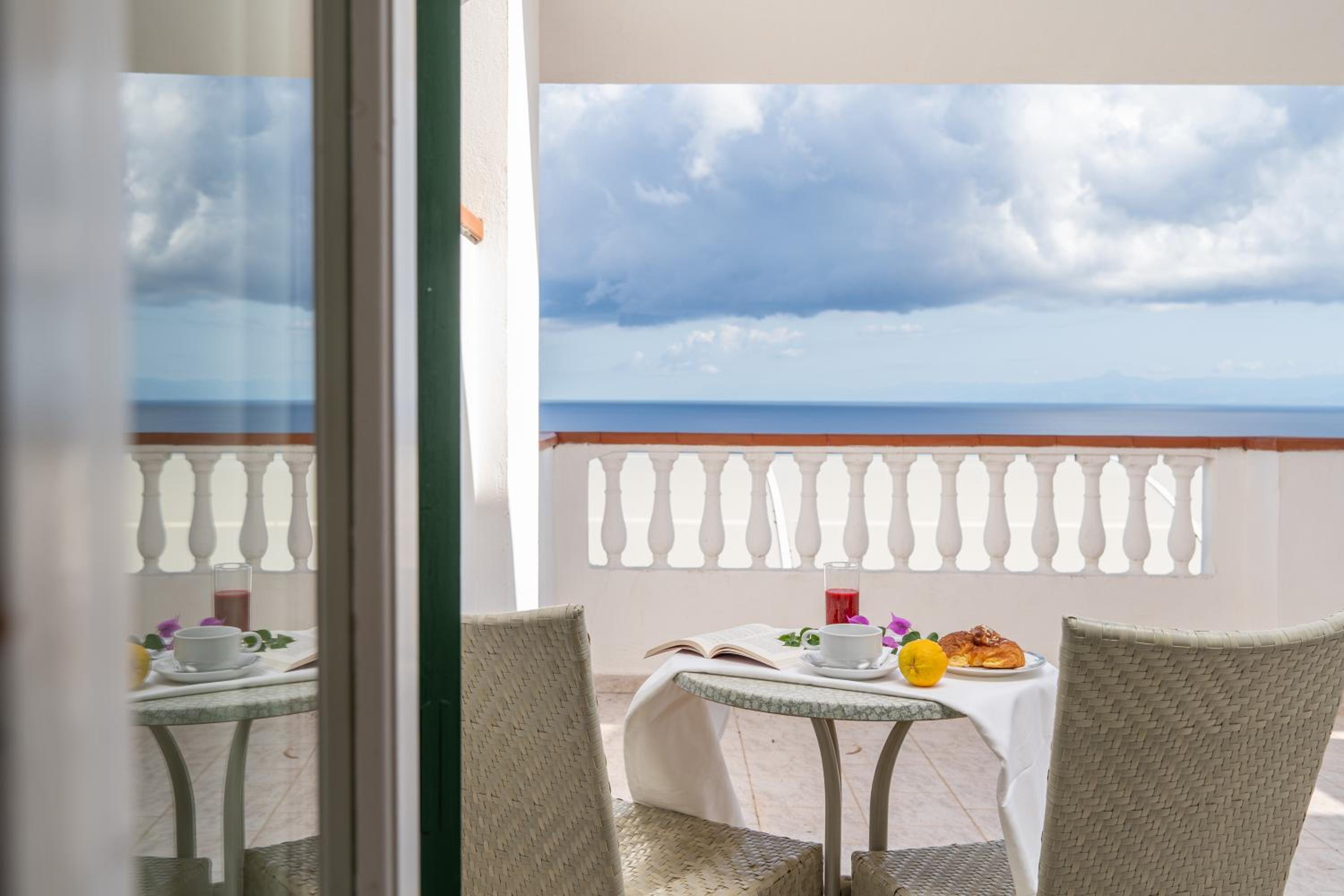 Hotel Santa Lucia 40/50