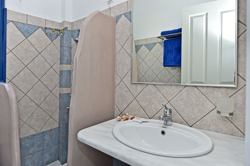 1 BEDROOM, APARTMENT, TWIN BEDS, SEA VIEW, 2 SOFA