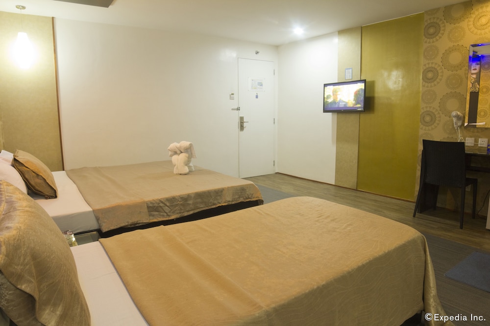 Icon Hotel North Edsa 22/65