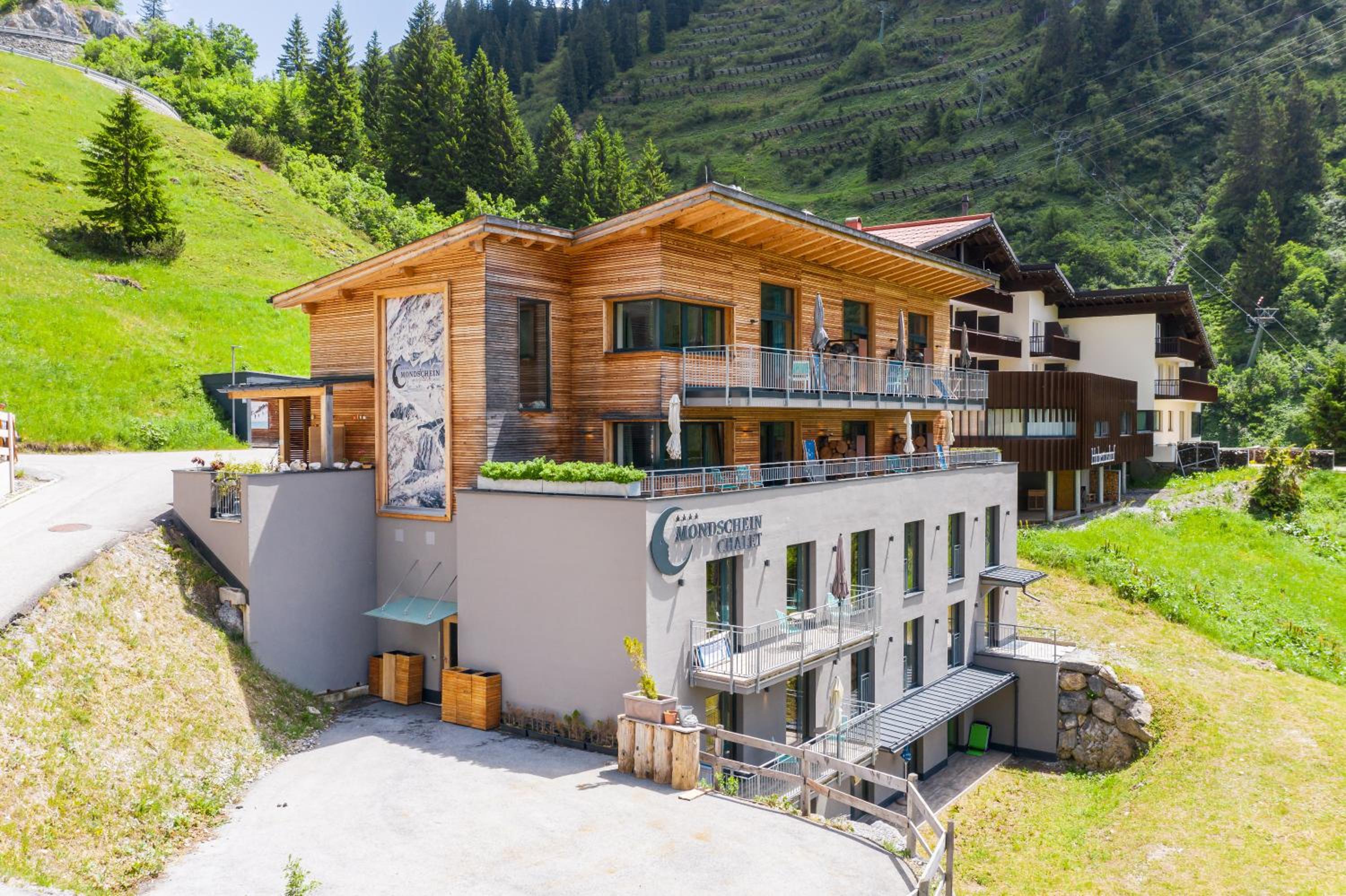 Mondschein Chalet Ski-In Ski-Out 7/34