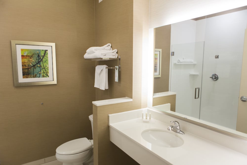 Fairfield Inn Suites Cambridge 14/42