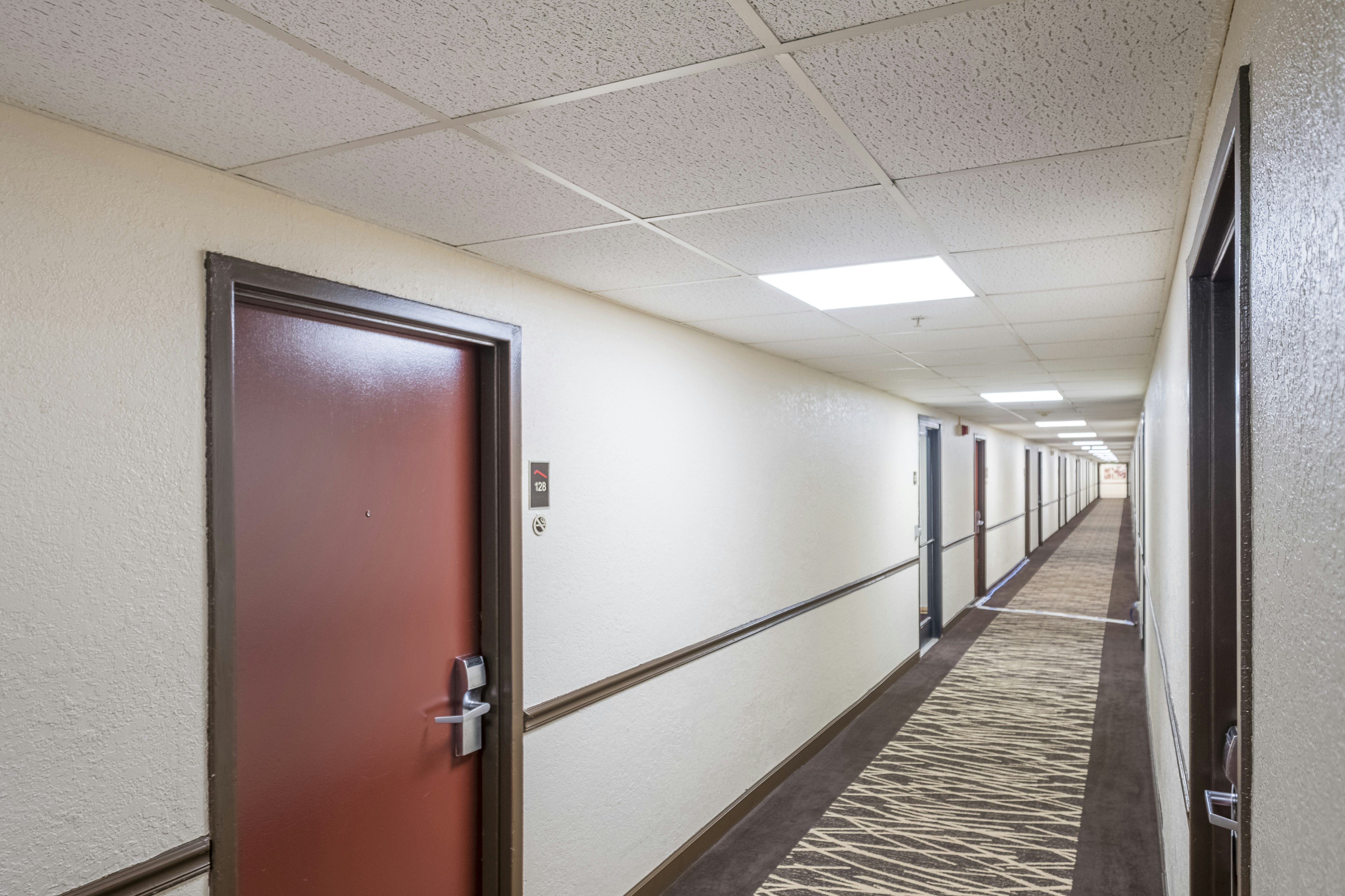 中央诺克斯维尔假日酒店(Red Roof Inn Knoxville Central Papermill Road) 图片3