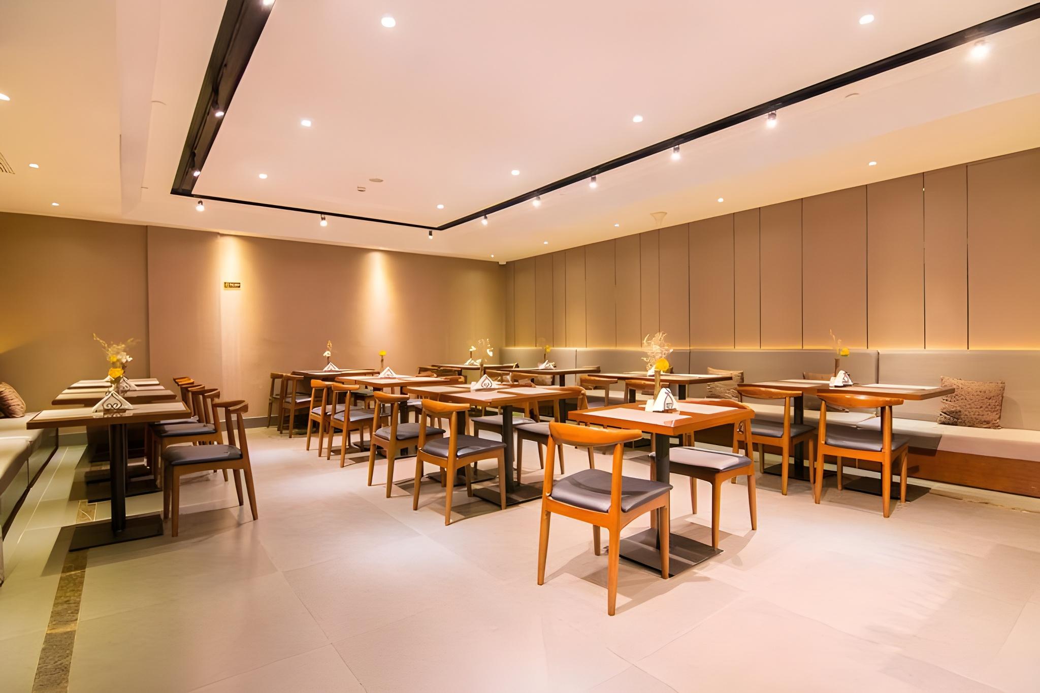 Yitel (Shanghai Hongqiao Linkong Industrial Park, Songhong Road Metro Station) 31/50