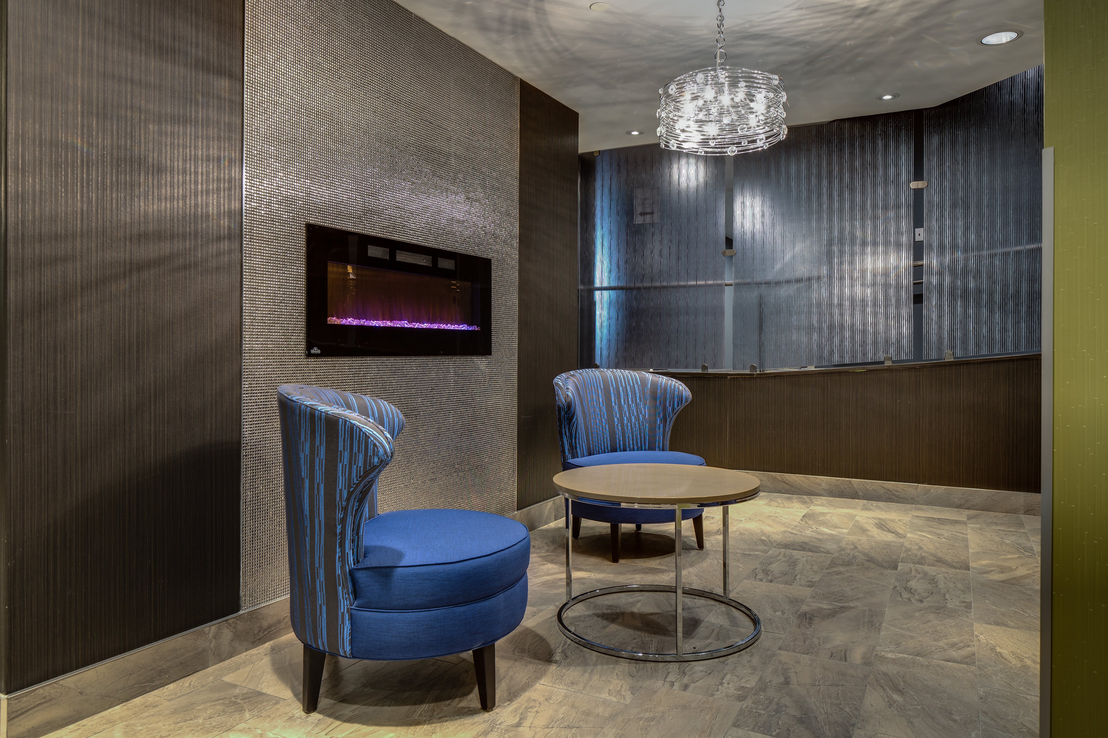 HOLIDAY INN SUDBURY 54/58