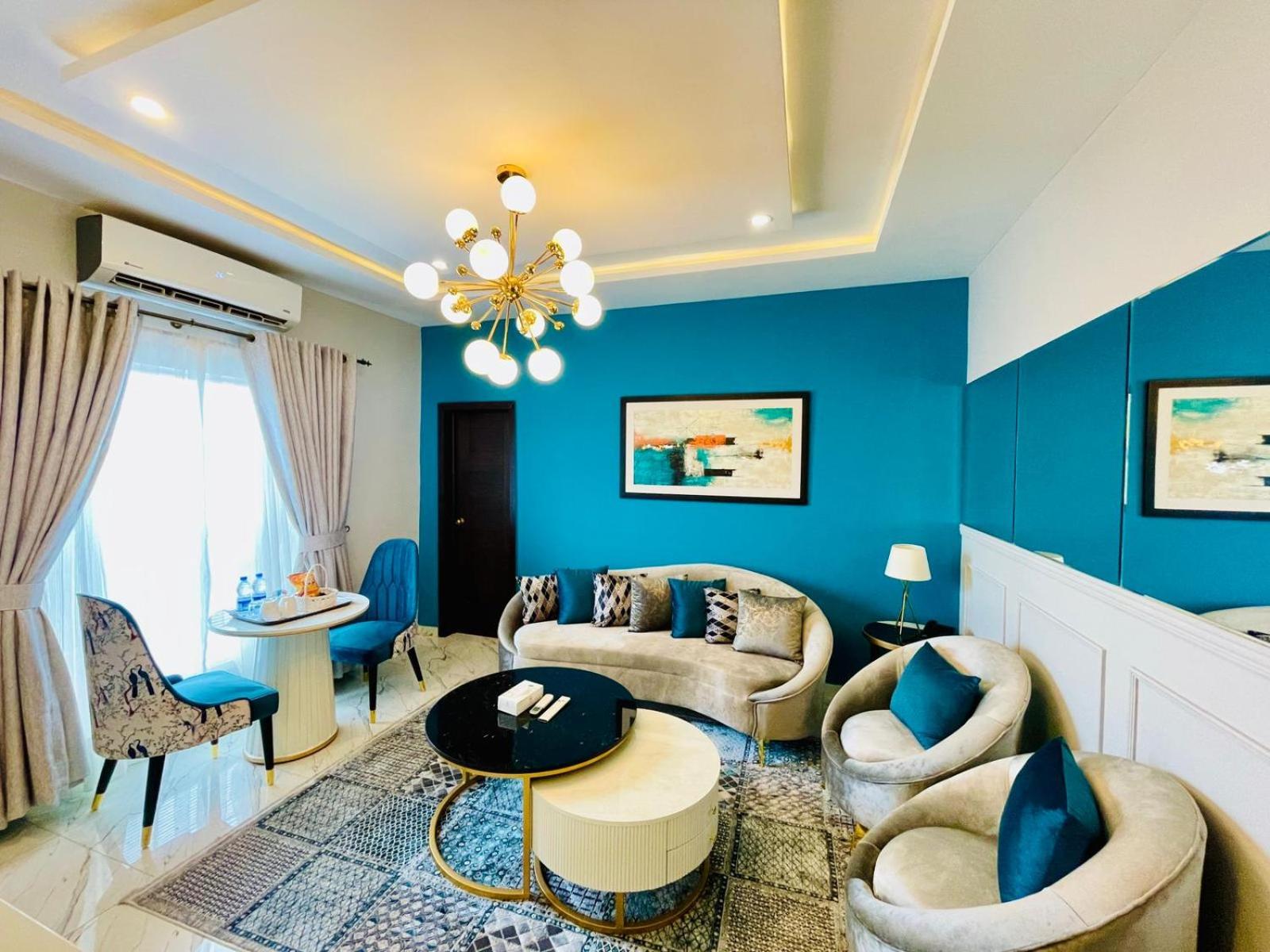Faletti's Grand MM Alam Road 42/60