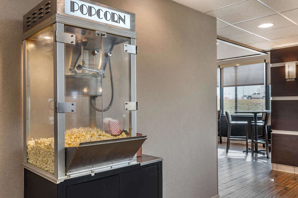 Drury Inn and Suites Champaign 3/50