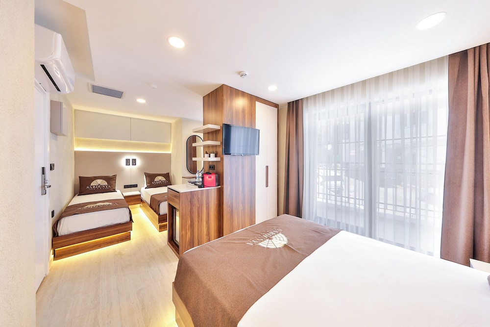 Sardunya Otel 43/50