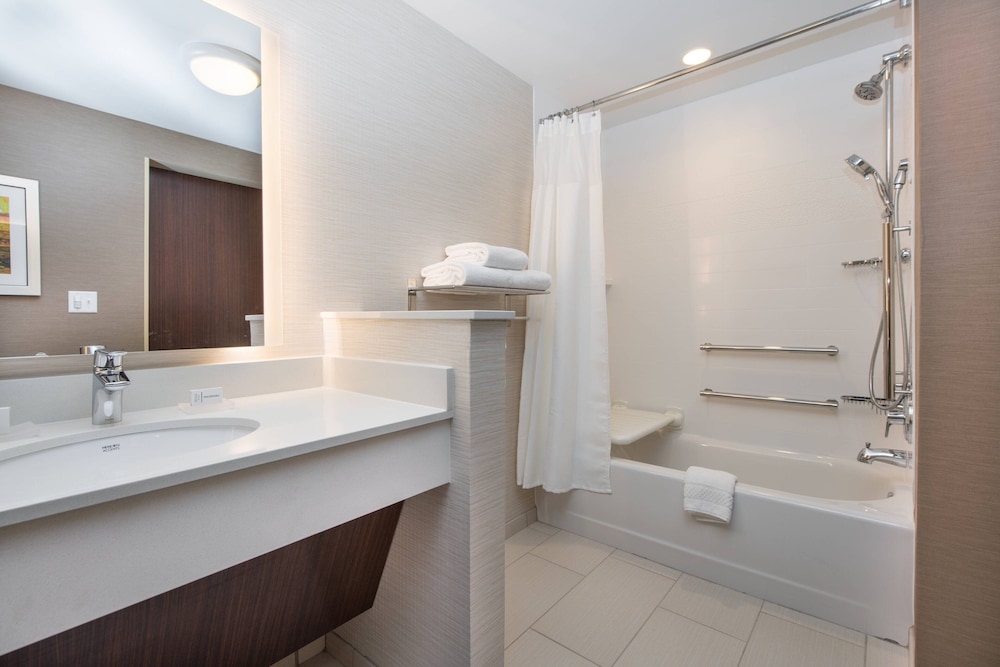 Fairfield Inn & Suites By Marriott Dayton 15/47