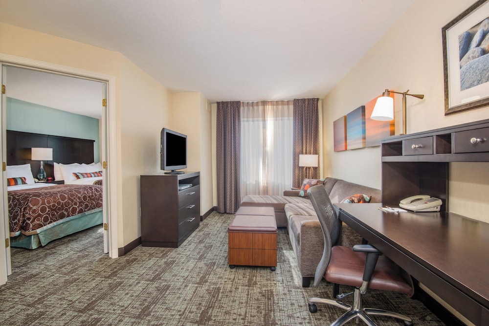 Staybridge Suites Allentown West 35/40