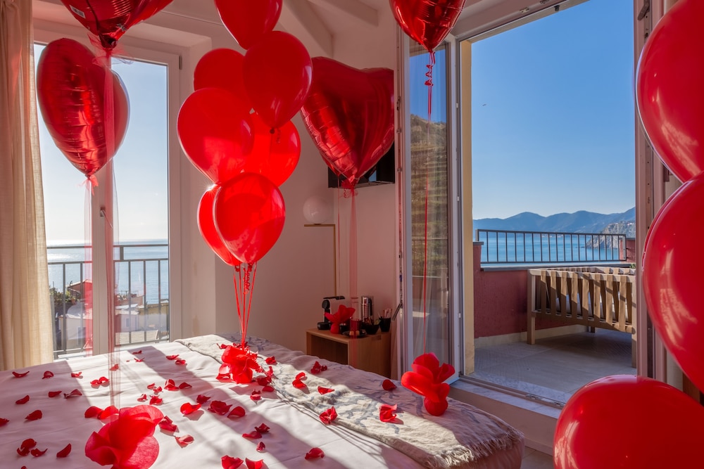 Il Sogno di Manarola by The First 32/50