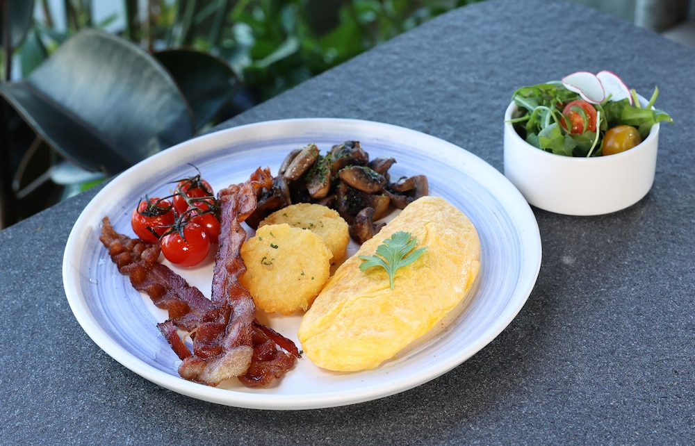 Ad Lib Hotel Khon Kaen 35/50