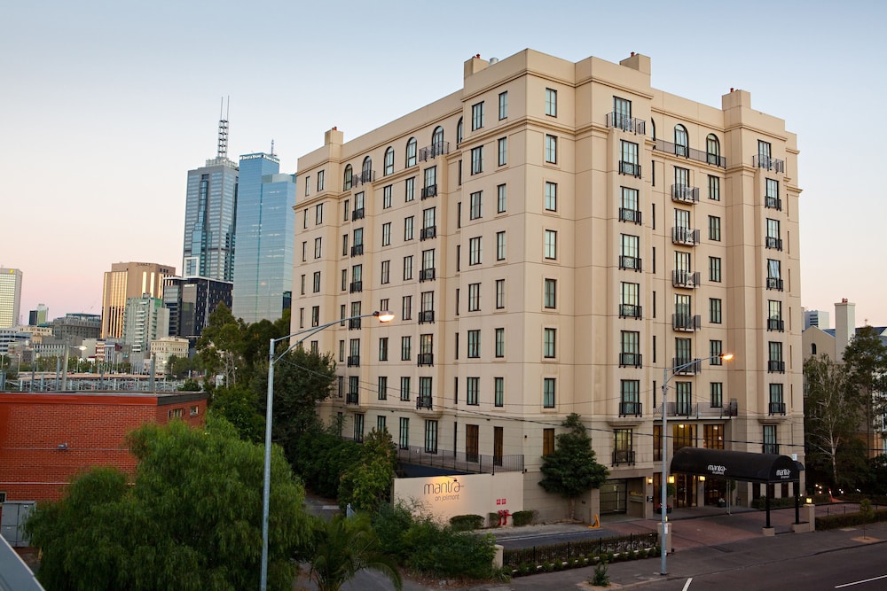 Mantra On Jolimont 8/64