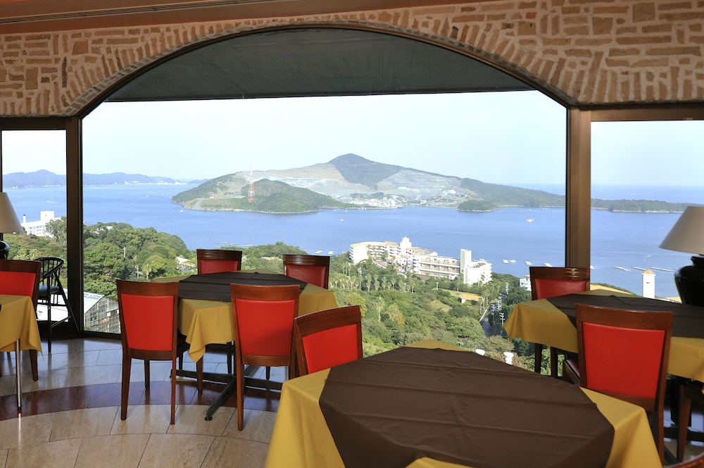 Hotel Altia Toba 52/63