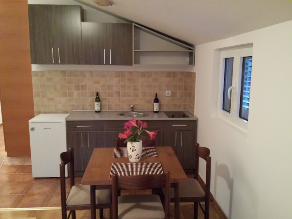 Apartments Lazarevic 36/50
