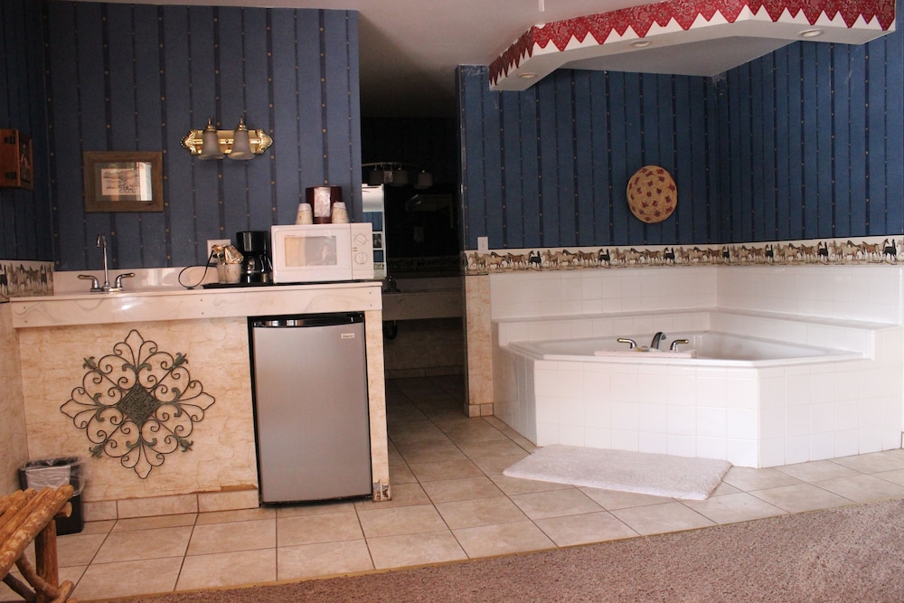 Howard Johnson by Wyndham Springerville 5/50