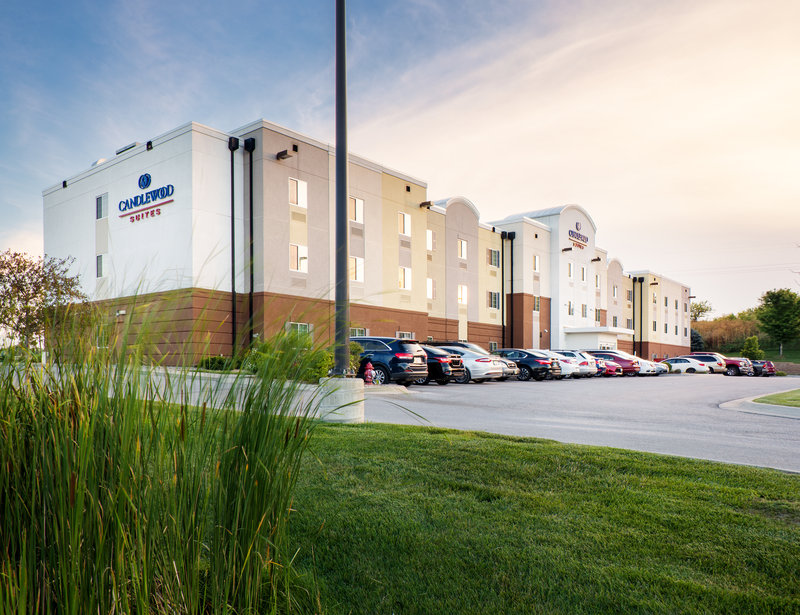 Candlewood Suites Bellevue 14/17